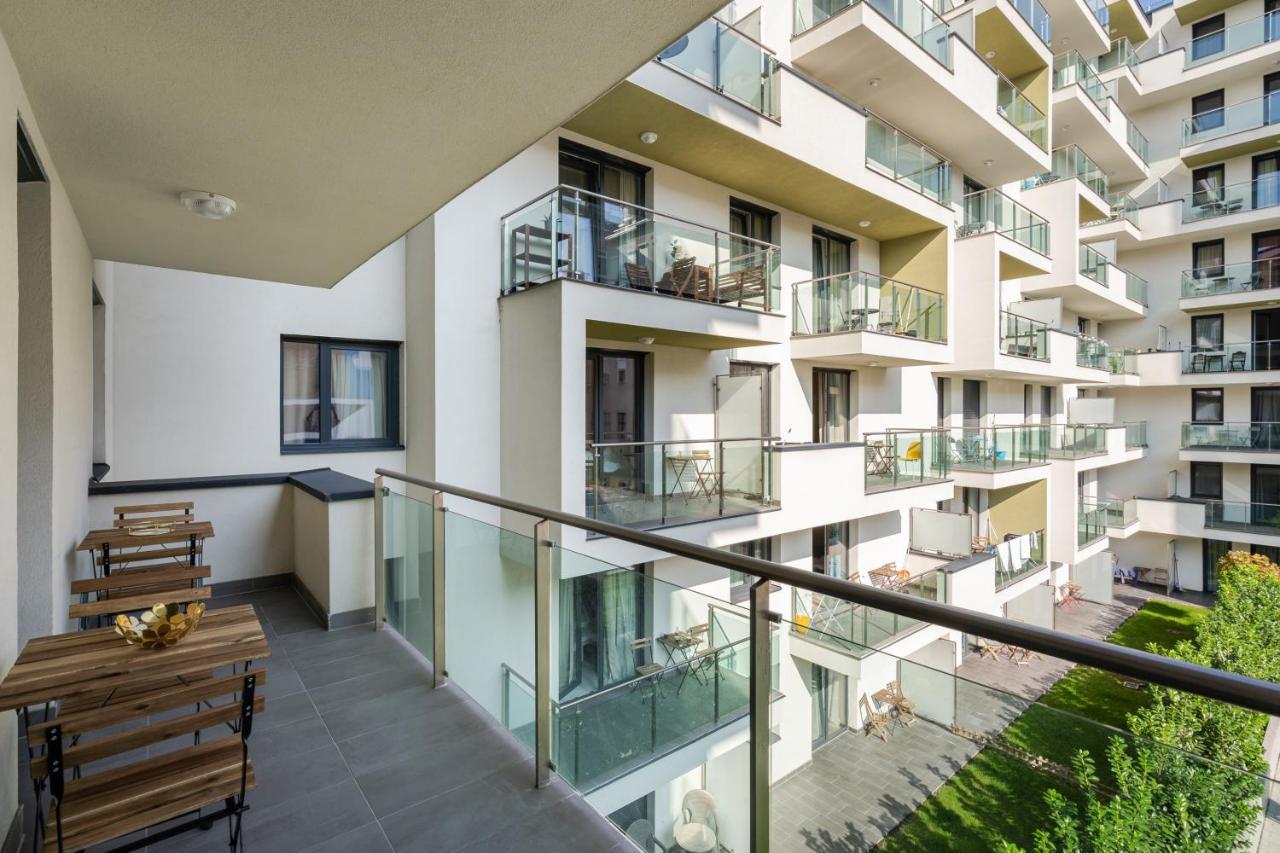 Navy Angel Apartment With Balcony Budapest Kültér fotó